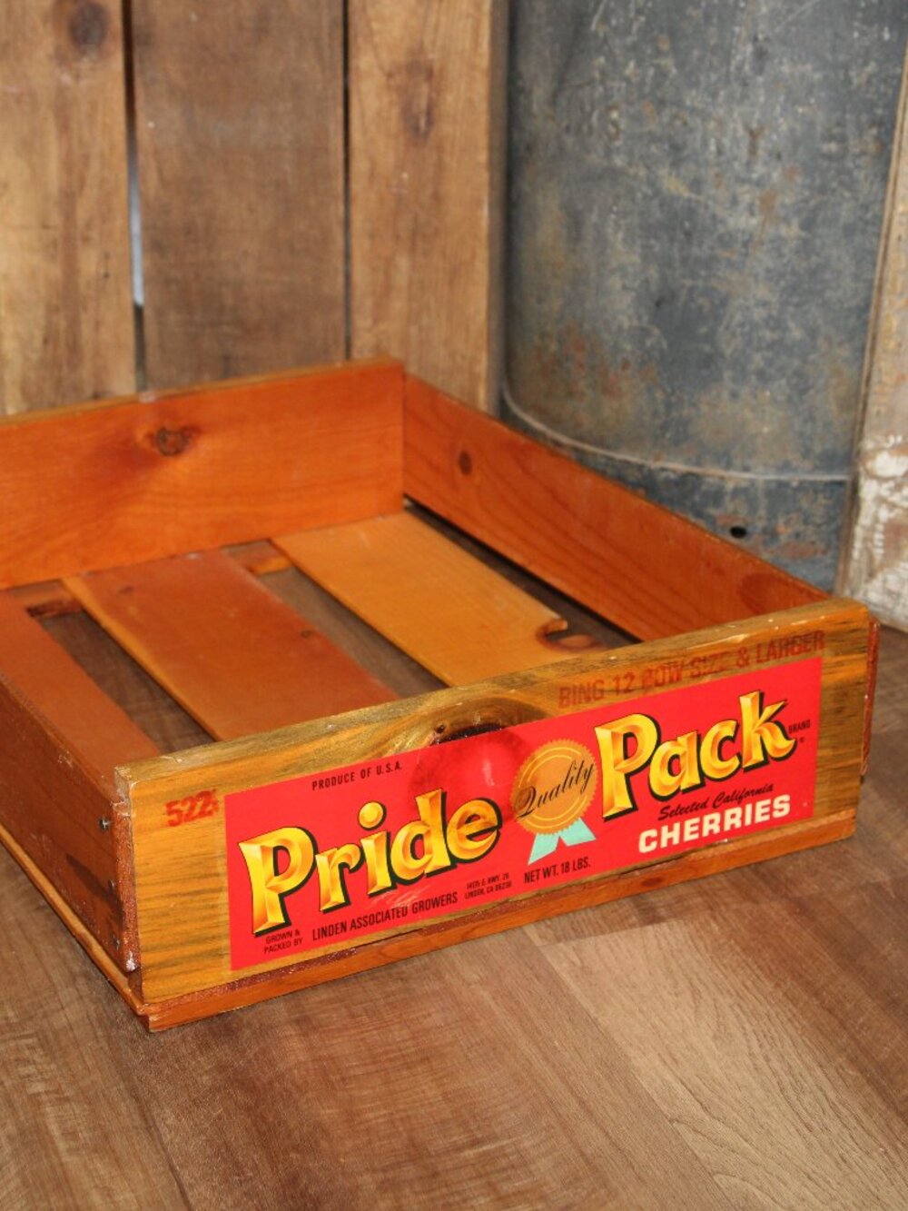 Vintage Pride Pack Wooden Farmhouse Cherry Crate Box